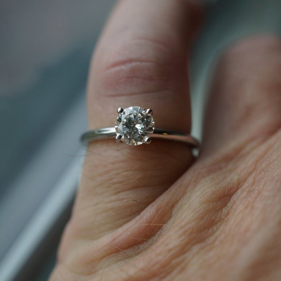 14KW Solitaire Genuine Diamond Engagement Ring - Picture 7 of 9